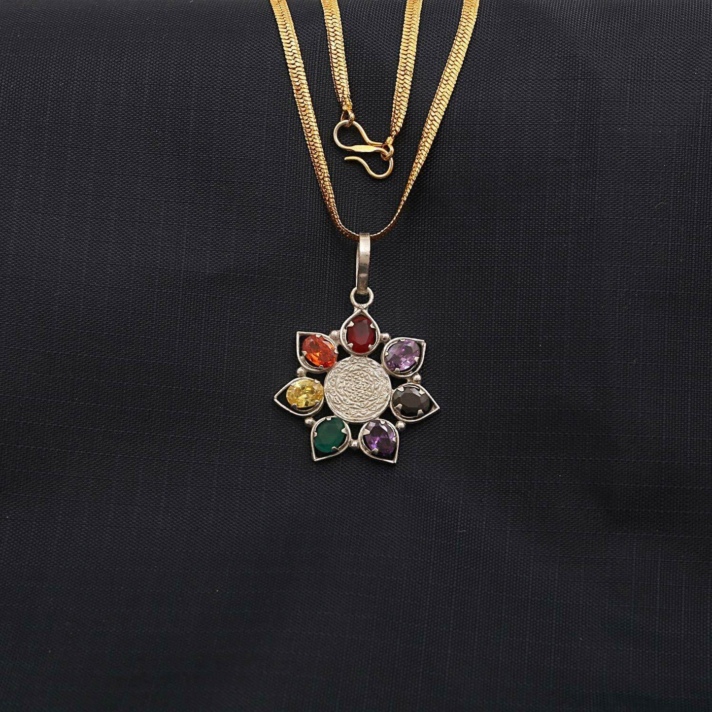 7 Chakra Sri Yantra Pendant – Spiritual Energy & Style - Aemorio