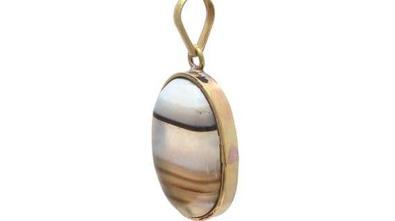 ЁЯз┐ Natural Sulemani Hakik Pendant тАУ Oval Gold-Plated Design Spiritual Protection and Mental Strength in a Stylish Form - Aemorio