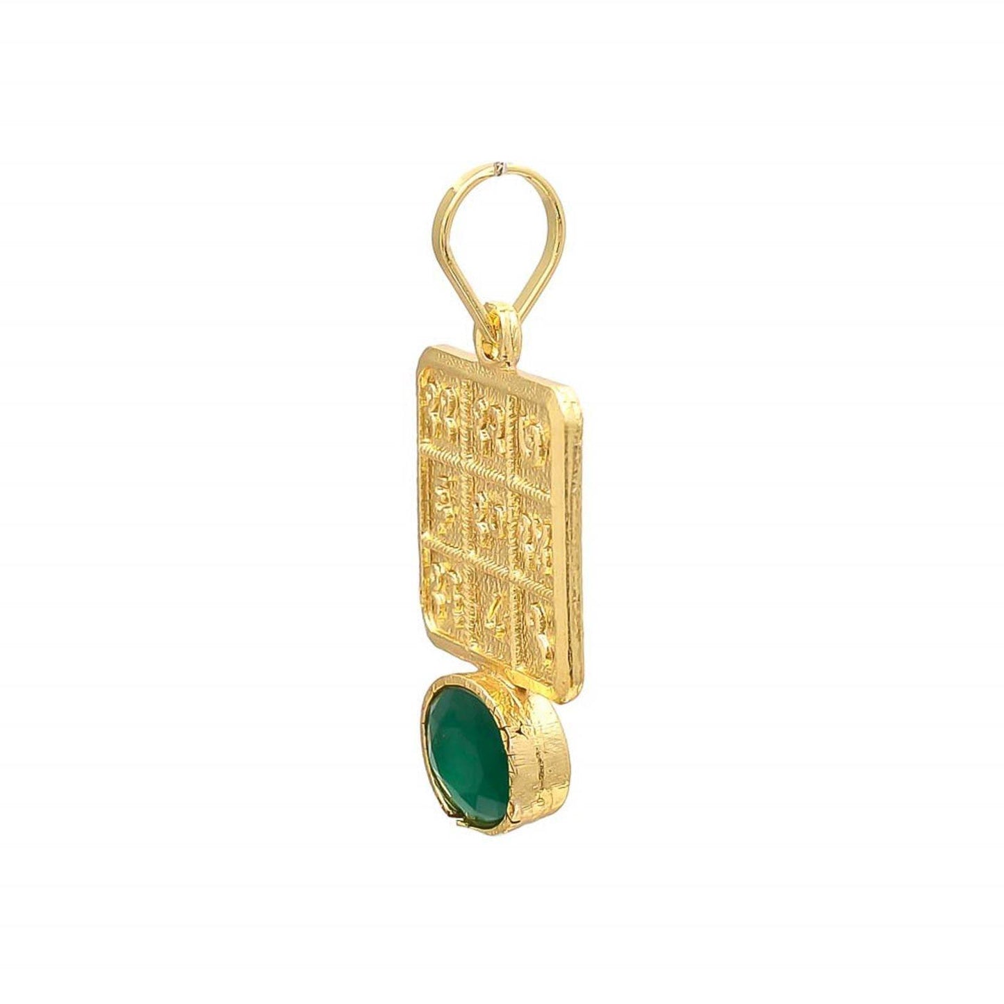 Elegant Emerald Pendant - Gold-Plated Brass with Healing Benefits - Aemorio
