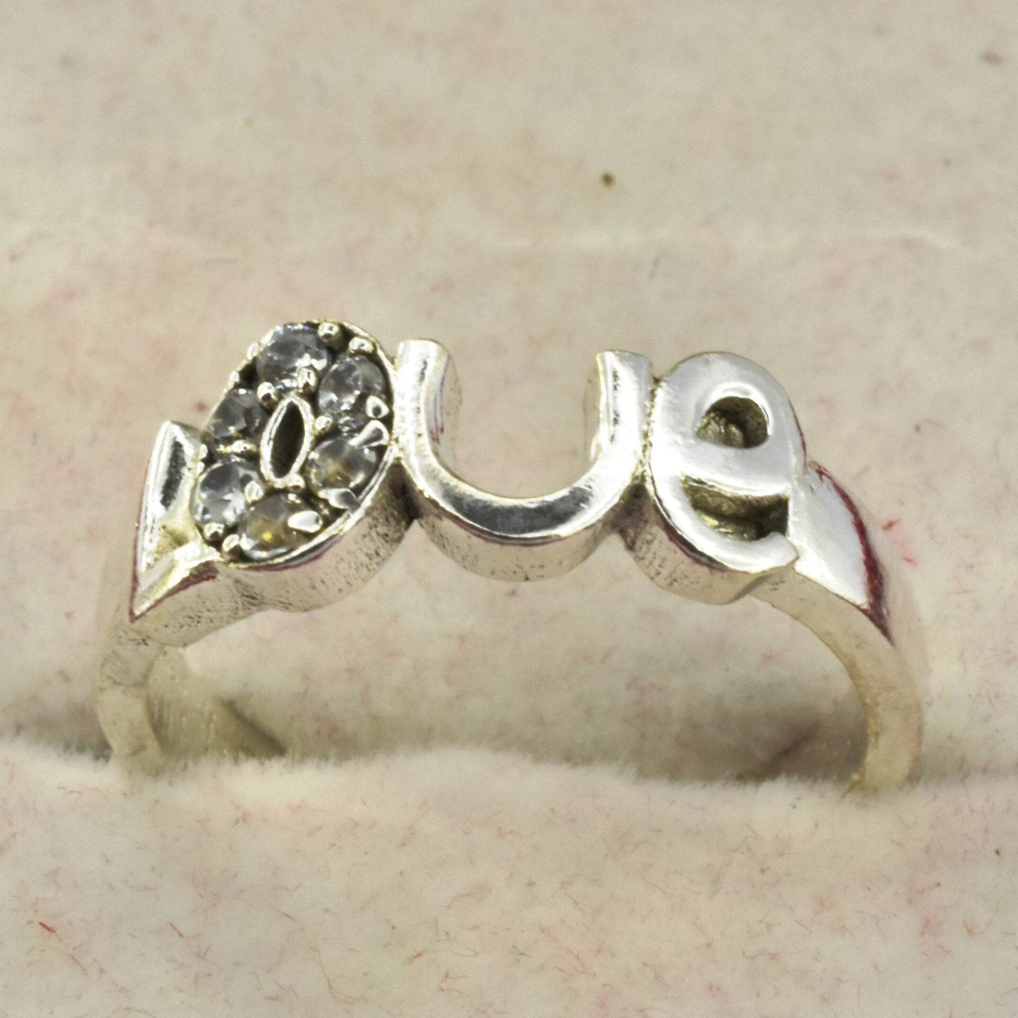 Aemorio Rhodium-Plated Silver Love Ring - Elegant & Timeless - Aemorio