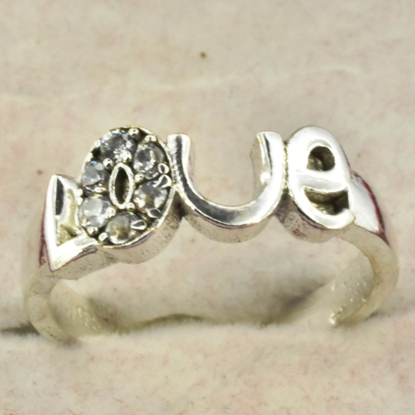 Aemorio Rhodium-Plated Silver Love Ring - Elegant & Timeless - Aemorio