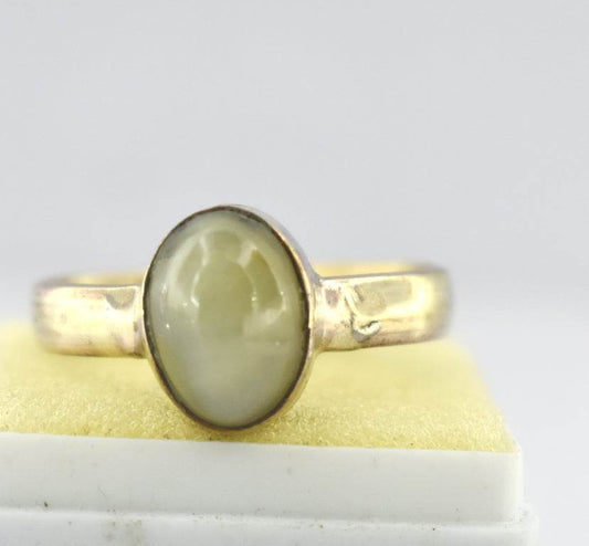 Cat's Eye (Lehsunia) Ring in Panchdhatu – Gold-Plated - Aemorio