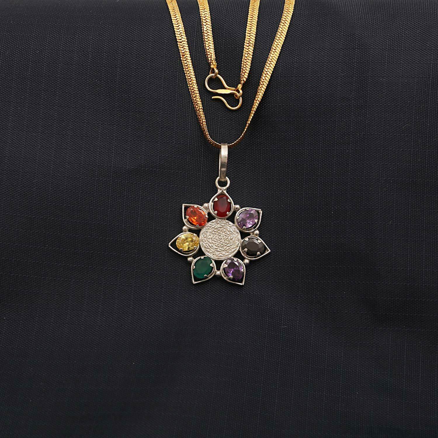 7 Chakra Sri Yantra Pendant – Spiritual Energy & Style - Aemorio