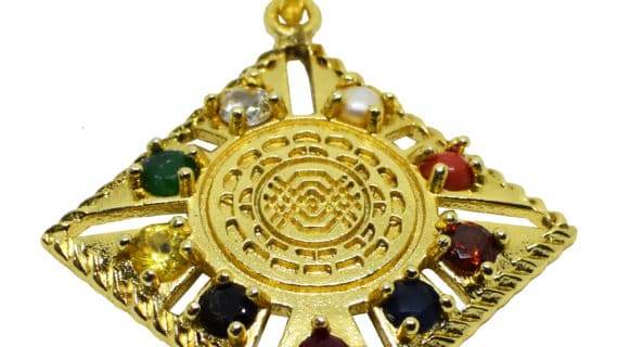 🪷 Navratana Sri Yantra Square Pendant – Divine Energy in Style Enhance your life with sacred geometry and powerful gemstones - Aemorio