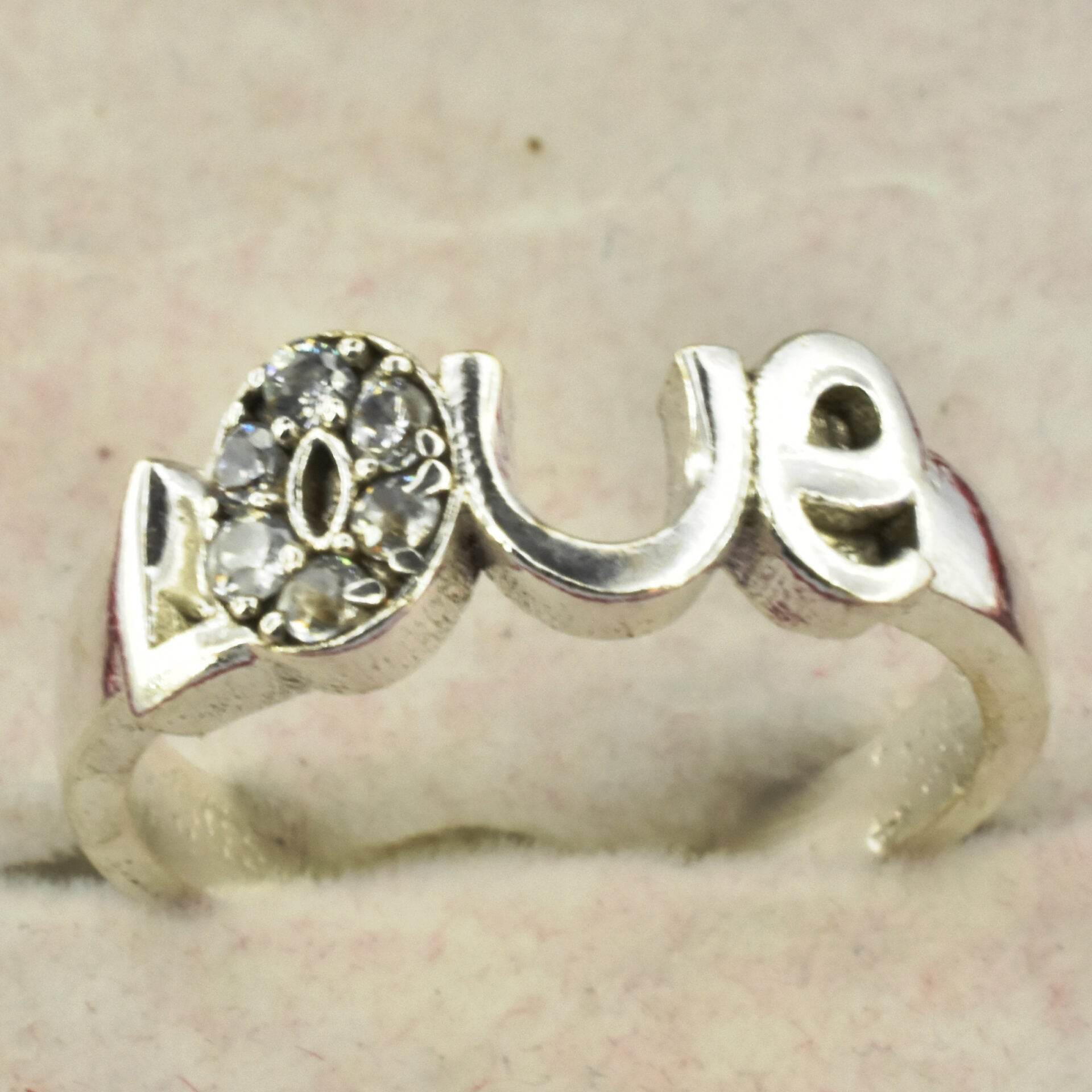 Aemorio Rhodium-Plated Silver Love Ring - Elegant & Timeless - Aemorio